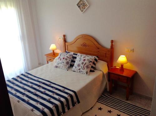 One-Bedroom Apartment image 7