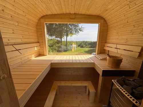 Skateholm beach house in Beddingestrand