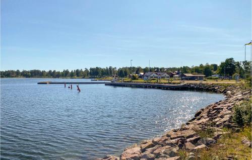 Viesnīcas āriene, Cozy Home In Ålem With Kitchen (Cozy Home In Alem With Kitchen) in Slakmore Strand