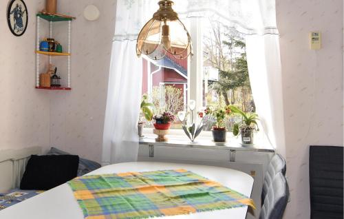 Kitchen, Awesome Home In Sjotorp With Wifi in Sjötorp
