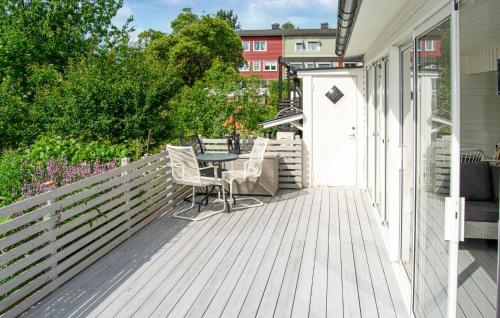 2 Bedroom Cozy Home In Skärholmen, Stockholm (photo 7)