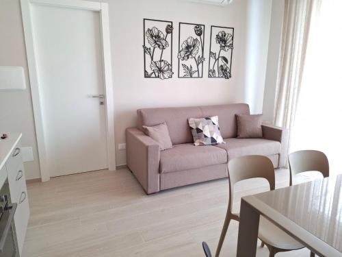 2 bedrooms, 3 beds