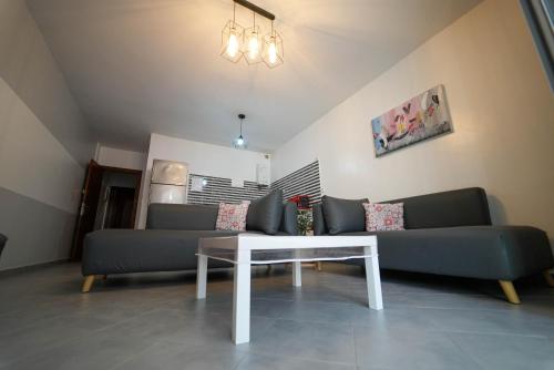 Imi Waves Studio - Steps from Beach & Surf Spot, Imi ouaddar, Imi Ouaddar (zdjęcie 3)