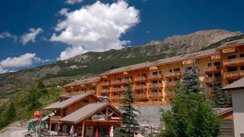 hotel photo