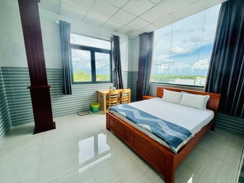 1 queen bed