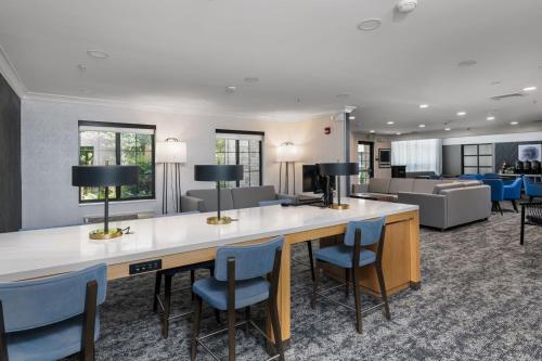 Staybridge Suites Madison - East, an IHG Hotel in Madison, USA