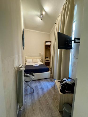 RHS Rienzo Suites - image 5