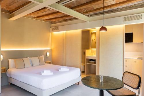 Decô Apartments Barcelona-Born St. - image 5