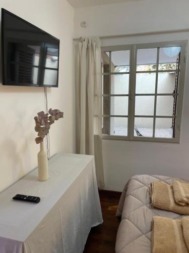 One-Bedroom Apartment image 2