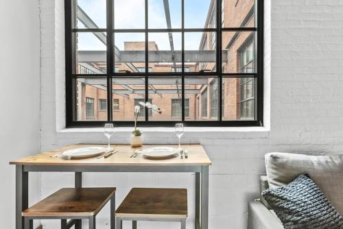 Loft-Style Studio l DT Cleveland l Parking l Café, Cleveland (fotografie 3)