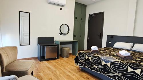 Superior Double Room image 1