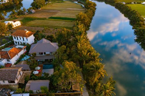 Anicca Grand Riverside Villa with Private Pool, Hoi An (fotografie 9)