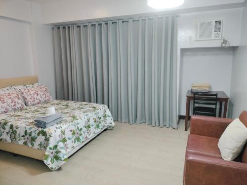 Rqui Rooms Near Airport, Manila