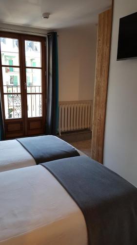 Hotel Du Clocher - image 13