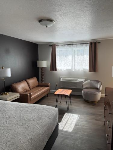 Bridge Street Inn - image 10