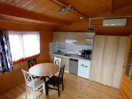 Konyha, Wakacyjne Letnisko in Chlopy