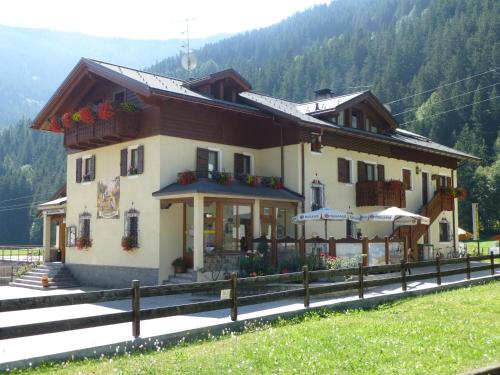  Rosengarden Alpine Residence in Valdidentro