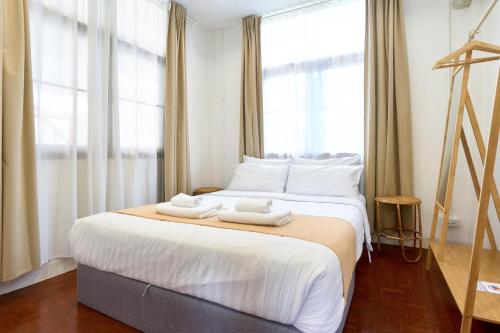 บ้านพักแบบสามห้องนอน (Three-Bedroom House)