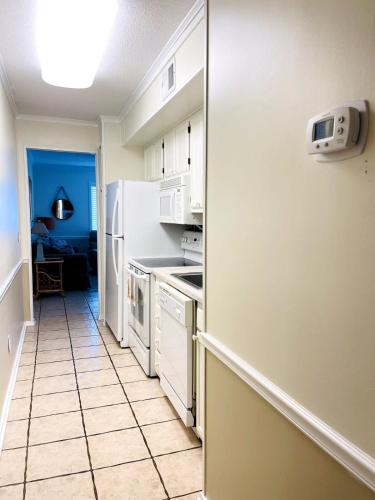 Apartment image 8