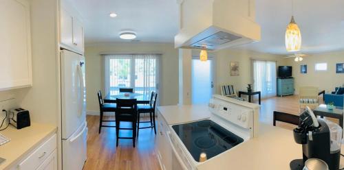 Apartment image 10