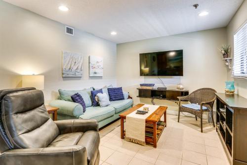 Private Beach Access: Hilton Head Island Condo! in Χιλτον Χεντ Άιλαντ