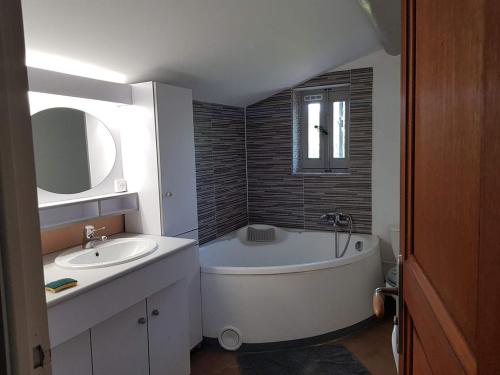 Le mas roux in Ganges