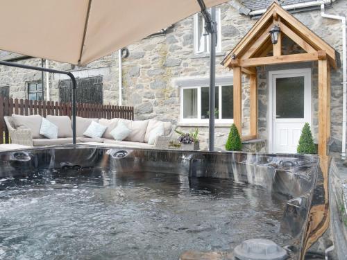Viesnīcas āriene, Tyddyn Eli in Llangwm (Conwy)