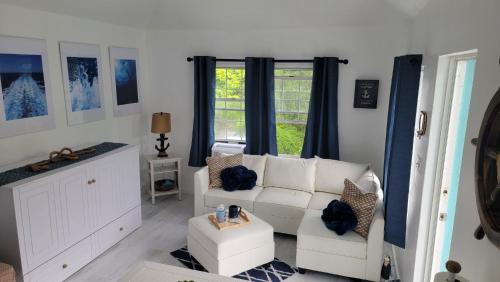 Crown and Anchorage in St. George