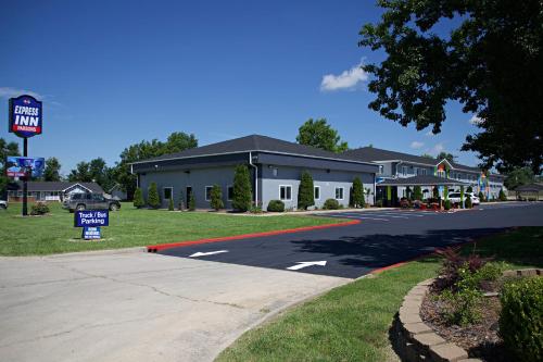 Express Inn Parsons - image 8