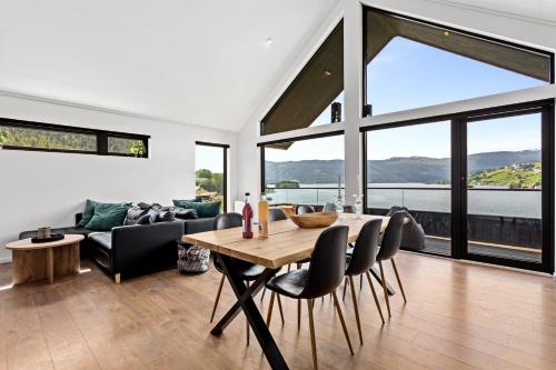 Modern Gem by Beautiful Lake Hafslovatnet in Hafslo