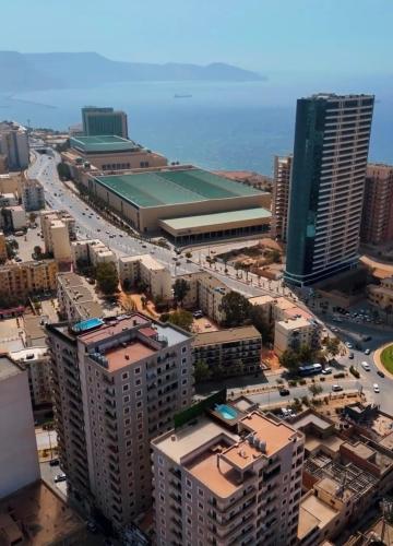 Appartement T3 moderne avec place de parking in Akid Lotfi