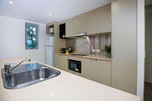 Apartment in Heart of Cairns with pool BBQ, Cairns (foto 9)