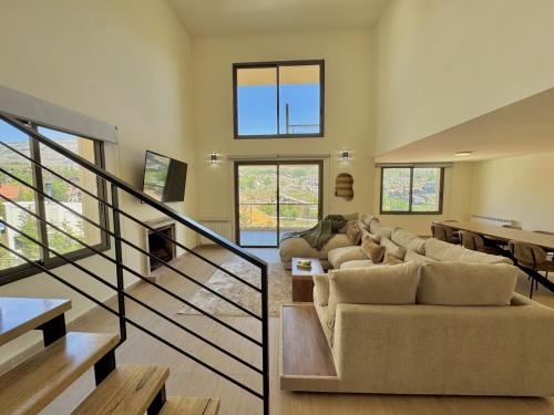Sierra Faqra Duplex 3BR w Balcony in Kfardebian