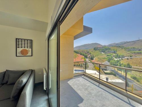 Aria Faqra 3BR w Balcony in Фарайя-Мзаар-Кфардебьян