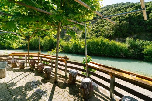 Acherontas in Glyki