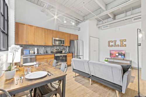 Charming DT Loft l Parking l Fast Wi-Fi l Café, Cleveland (foto 7)