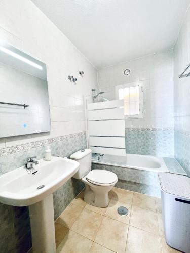 Two-Bedroom Apartment image 5