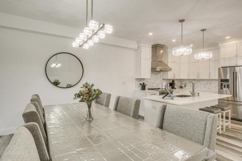 Walk to Mississippi River: Grafton Townhome! in Greftona