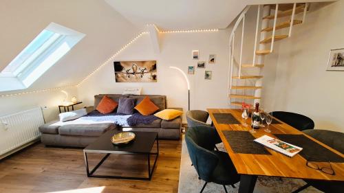Auszeit2 Erfurt - stilvolle Dachwohnung mit Parkplatz - zentrumsnah in Erfurt, Deutschland