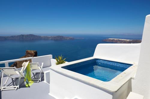 Whitedeck Santorini