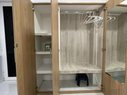 Studio Apartment 207 image 10