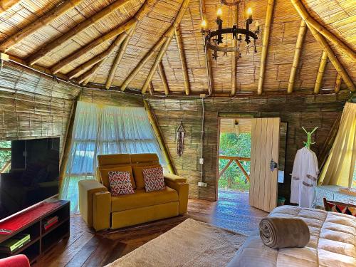 Cabaña privada Glamping via a termales (Cabana privada Glamping via a termales) in Santa Rosa De Cabal