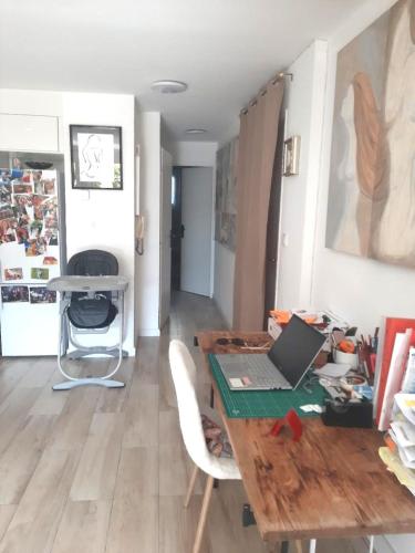 Elegant studio, base nature, mer a pied in Frejus Plage