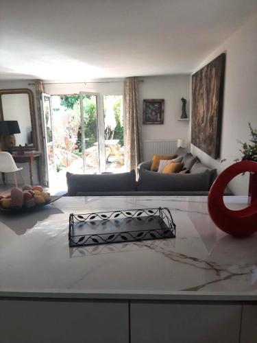 Elegant studio, base nature, mer a pied in Frejus Plage