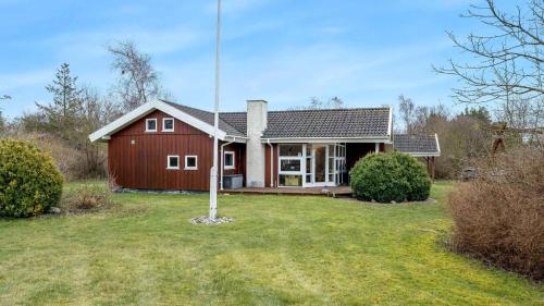 Spacious, Bright, 400M From The Beach With Sauna, Nakskov (photo 2)
