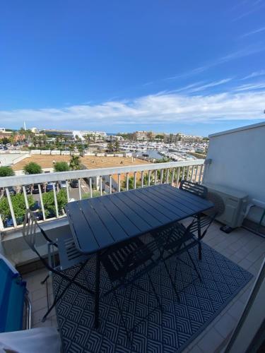 Village naturiste Appart B Port Soleil in Agde