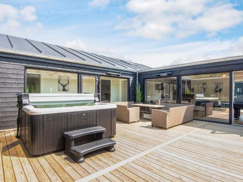 منظر, 5 star holiday home in Glesborg in Glesborg