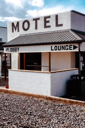 Mellow Moon Lodge - 숙소 외관
