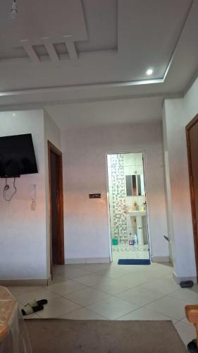 Appartement familial tout équipé Proche de Nador (Appartement familial tout equipe Proche de Nador) in Al Aaroui