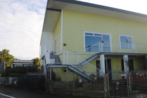 Hoki Boatshed Holiday Accommodation in Hokitika